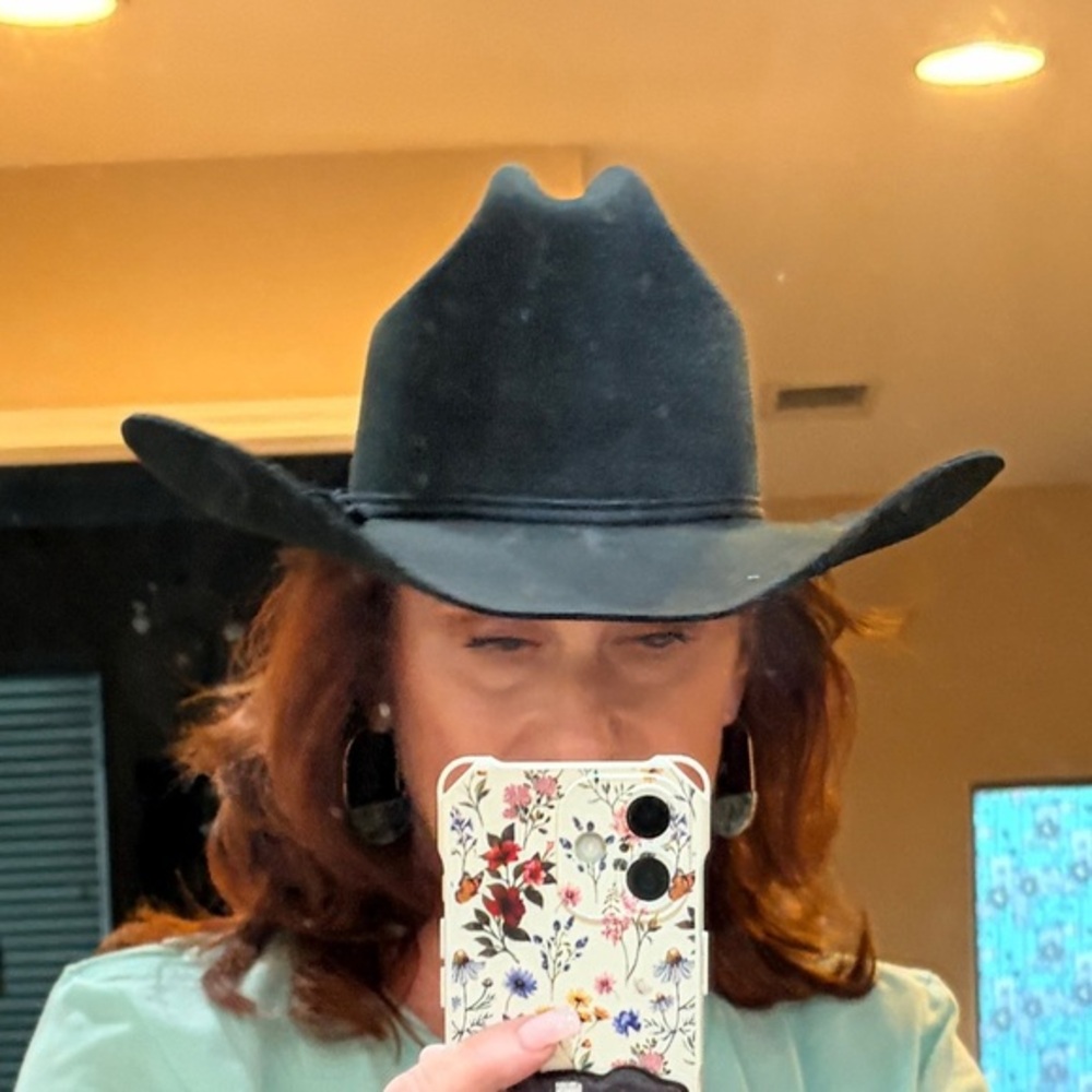 MHT Westerns Black Felt Cowboy Hat “Rodeo Bill” Tall Crown Size 7